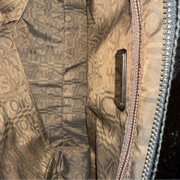 Salvatore Ferragamo Gancini Black Shoulder Bag with Glossy Finish - Picture 9 of 13